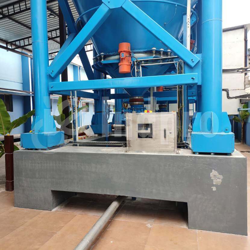 Silo bin activator system for bulk material discharge – Indpro