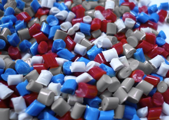 plastic granules thumbnail - Indpro 