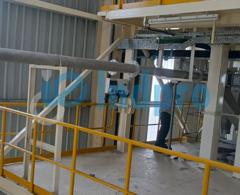 Tube Chain Conveyor for Animal Feed Powder Blend - indpro